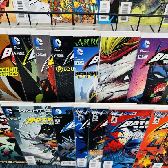 Batman Robin New 52: 2-7 9-12 14-15 17 18 20 22-23 23.1-23.4 24 35-36 40 Ann 3 - Picture 5 of 7